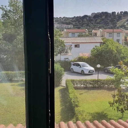 Luxury Mini Close To The